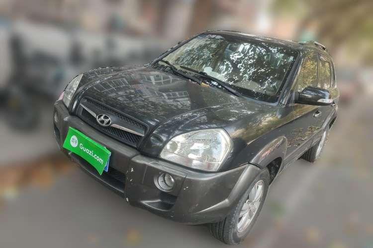 Used Hyundai Tucson 2009 2.0L Manual Two-Wheel Drive Fashion Edition