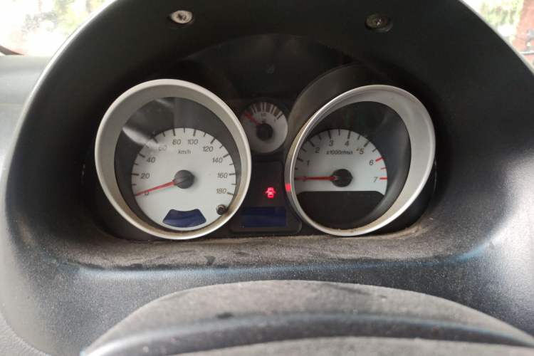 Used Baojun  2012 Revised Version 1.2L Manual Sporty Edition Dynamic Type
