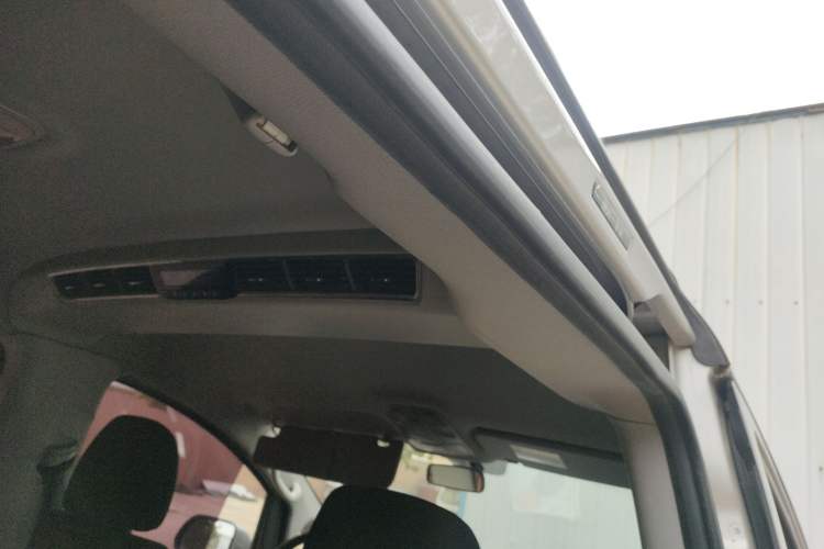 Used JAC Refine M4 2017 1.9T Diesel Manual Luxury Model