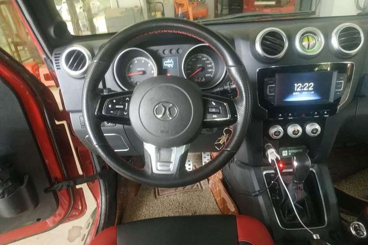 Used BAIC Off-Road BJ40 2017 40L 2.3T Automatic All-Wheel Drive Ring of the Tower Champion Edition
