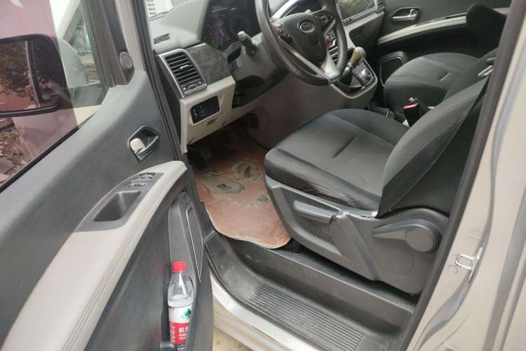 Used JAC Refine M4 2017 1.9T Diesel Manual Luxury Model