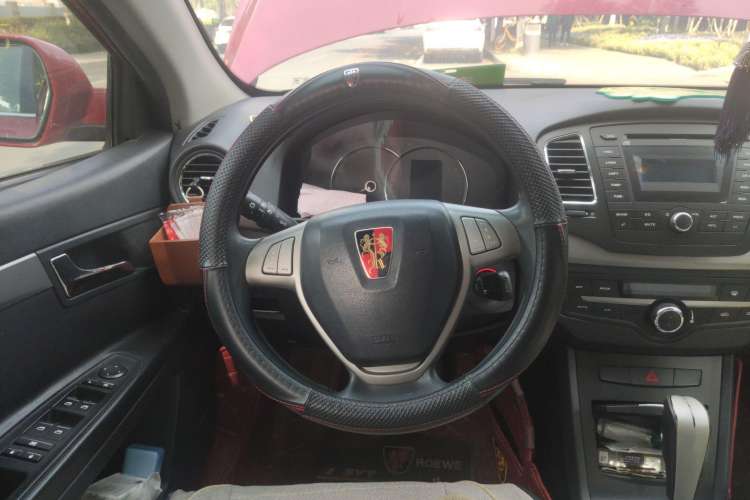 Used Roewe 350 2010 350C 1.5L Automatic Xunyi Edition
