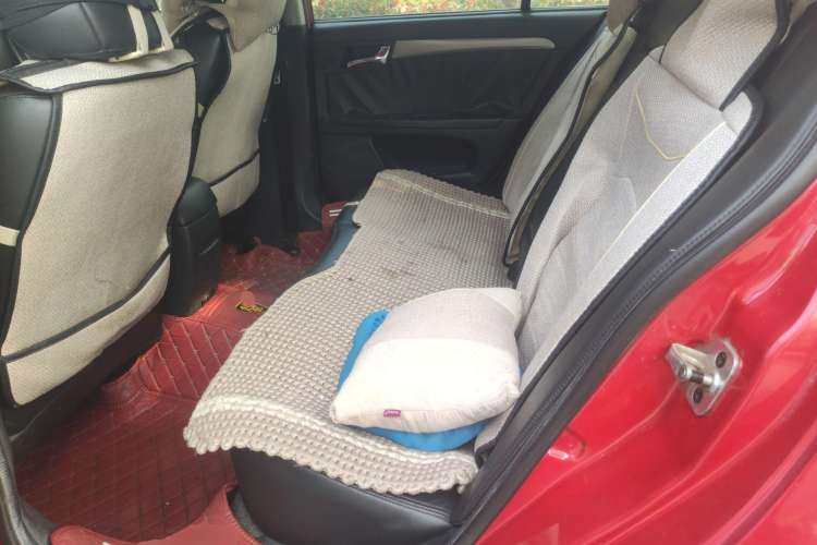 Used Roewe 350 2010 350C 1.5L Automatic Xunyi Edition
