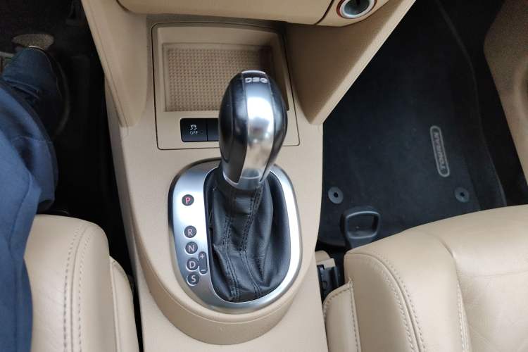 Used Volkswagen Touran 2011 1.4T DSG Zhiya Edition 5 Seats