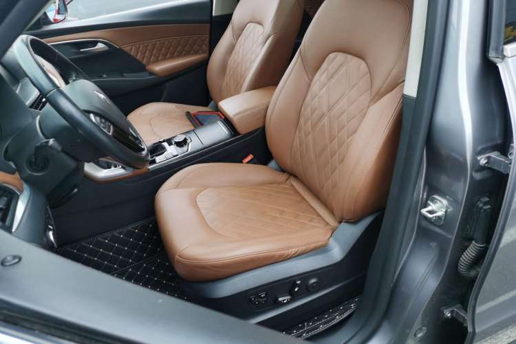 Used BORGWARD BX7 2016 28T Four-Wheel Drive Flagship Version 5 Seats