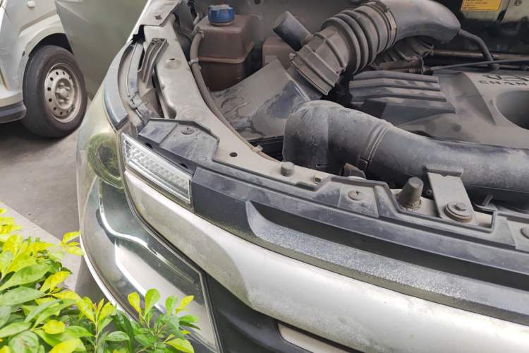 Used CHANGAN KAICHENG Ruixing M90 2017 2.0L Value Edition 6-Seater Hatchback 4G94S