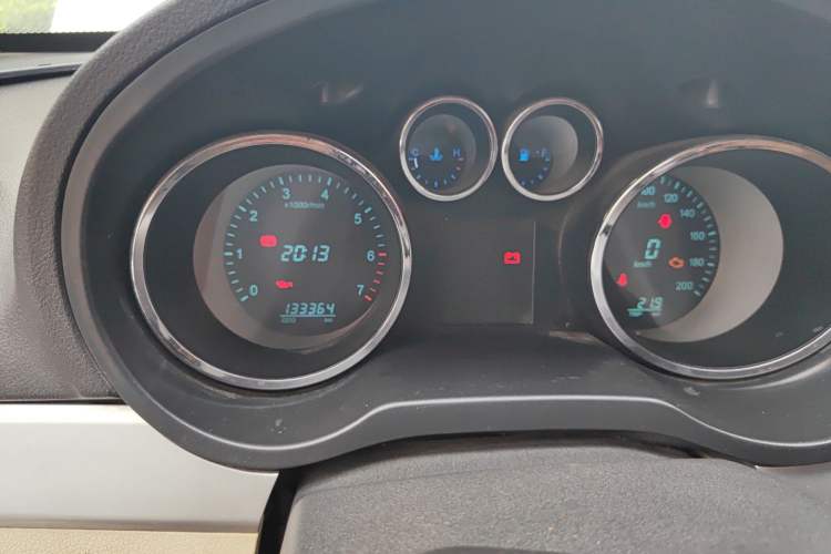 Used CHANGAN KAICHENG Ruixing M90 2017 2.0L Value Edition 6-Seater Hatchback 4G94S