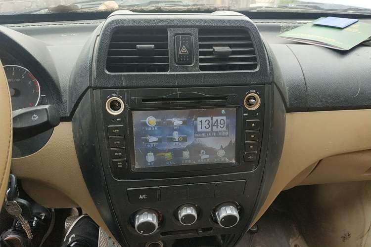 Used Dongfeng Xiaokang C37 2016 1.5L Standard II DK15-06