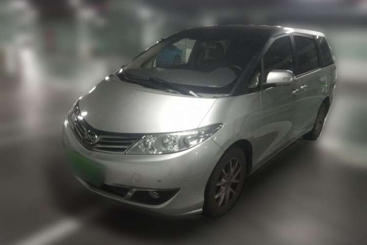 Used BYD M6 2013 2.4L Manual Luxury Model