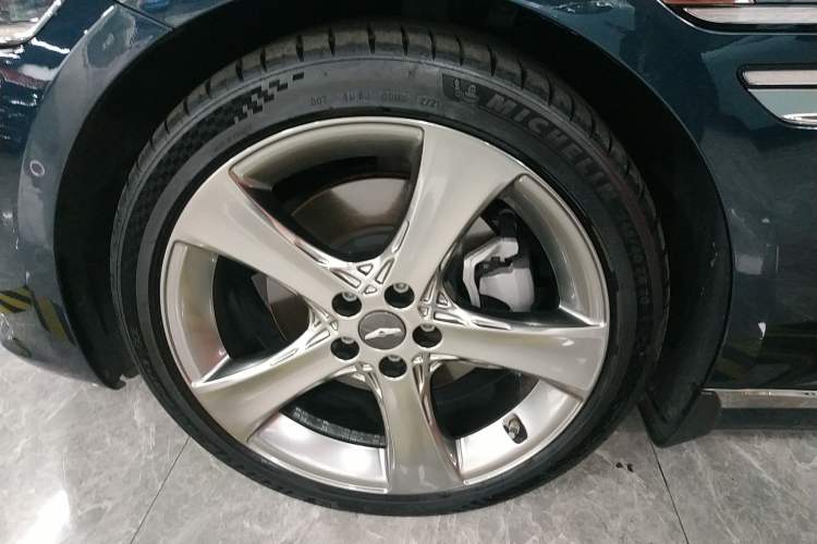 Used Genesis G80 2021 2.5T Rear-Drive Flagship Edition