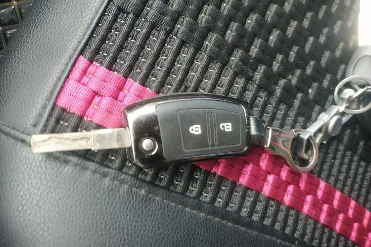 Used JMC Transit 2021 2.8T Space King Standard Version Short Wheelbase Mid-Height Roof 6-Seater Diesel Euro VI JX493
