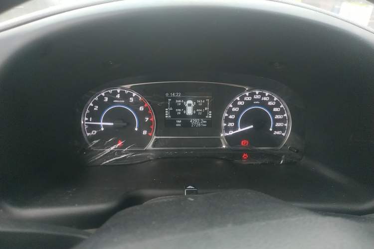 Used JMC Transit 2021 2.8T Space King Standard Version Short Wheelbase Mid-Height Roof 6-Seater Diesel Euro VI JX493
