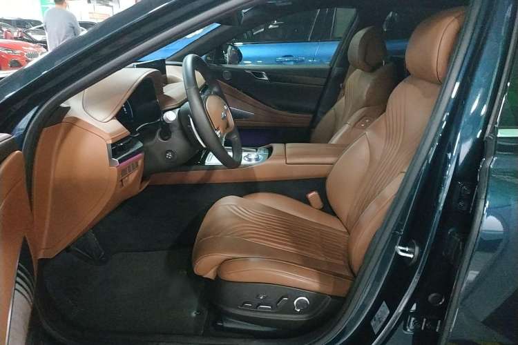 Used Genesis G80 2021 2.5T Rear-Drive Flagship Edition