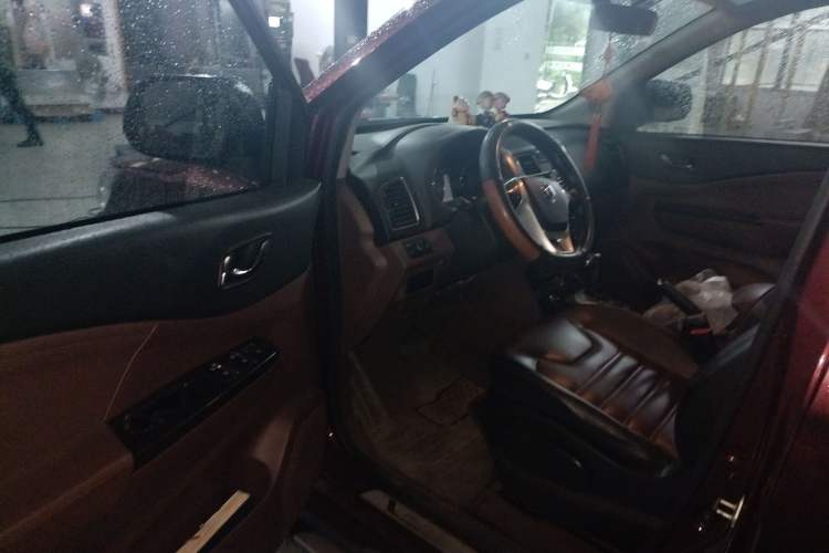 Used FORTHING SX6 2016 1.6L CVT Deluxe Model
