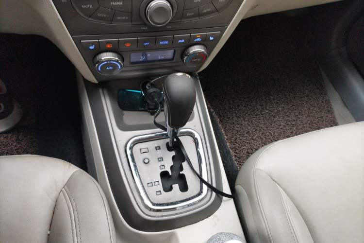 Used Chery Eastar 2012 2.0L CVT Zhiya Edition