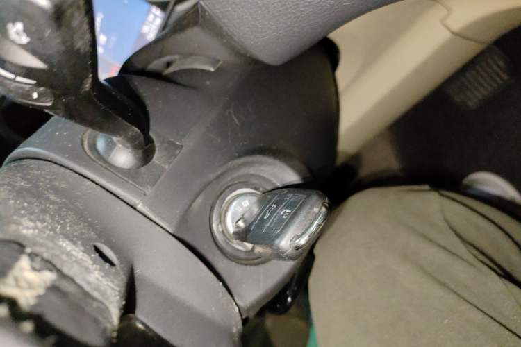 Used Ford  2008 2.3L 7-Seater Luxury Version