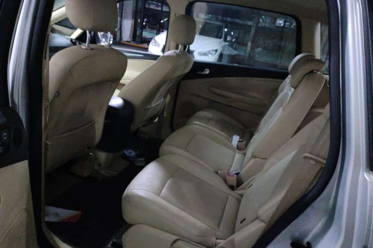 Used Ford  2008 2.3L 7-Seater Luxury Version