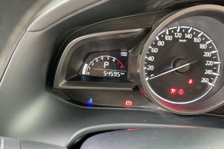 Used Mazda CX-4 2018 2.0L Automatic Two-Wheel Drive Blue Sky Exploration Version China V Standard