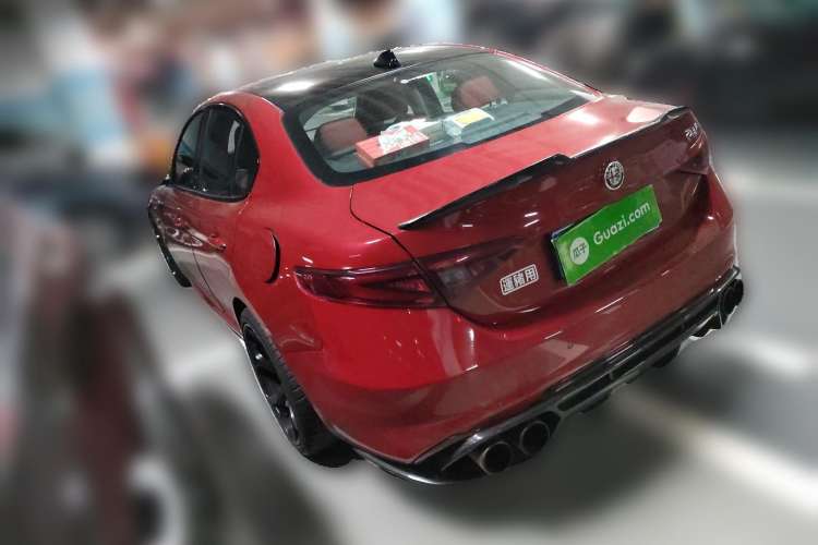 Used Alfa Romeo Giulia 2017 2.0T 280HP Milano Limited Edition Rear Left 45 Deg