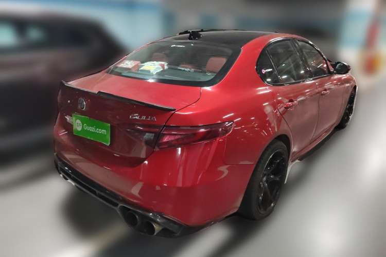 Used Alfa Romeo Giulia 2017 2.0T 280HP Milano Limited Edition Rear Right 45 Deg