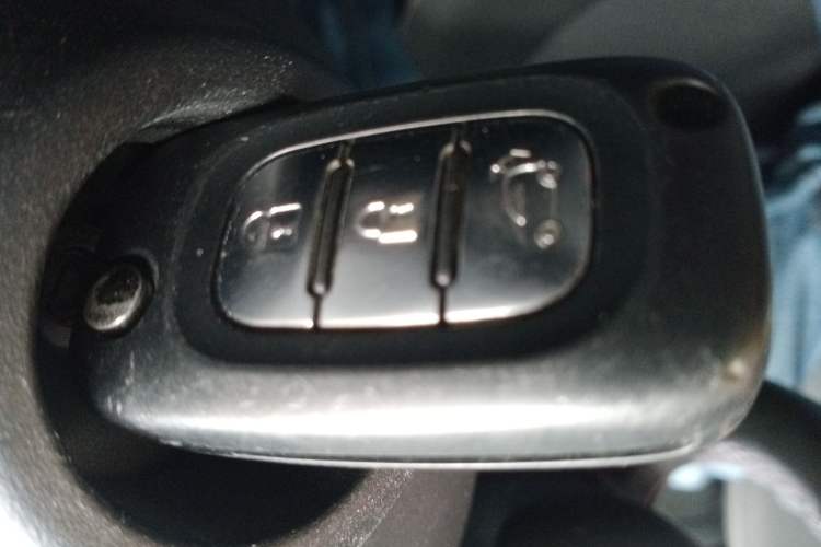 Used smart fortwo 2017 1.0L 52kW New Sound Special Edition China V Emission Standard