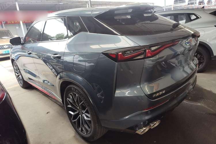 Used Oshan Z6 2022 Blue Whale 1.5T DCT Smart Navigation Model