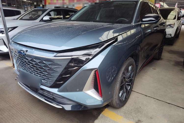 Used Oshan Z6 2022 Blue Whale 1.5T DCT Smart Navigation Model