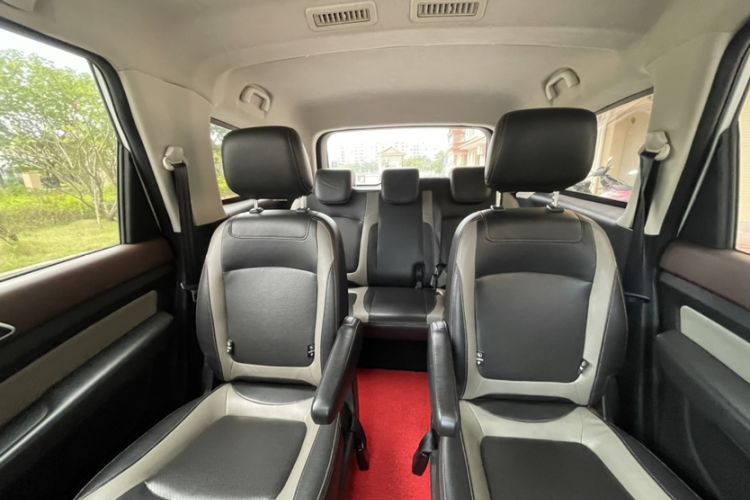 Used HYOSOW H3 2017 1.5L Manual Comfort Sunroof Version