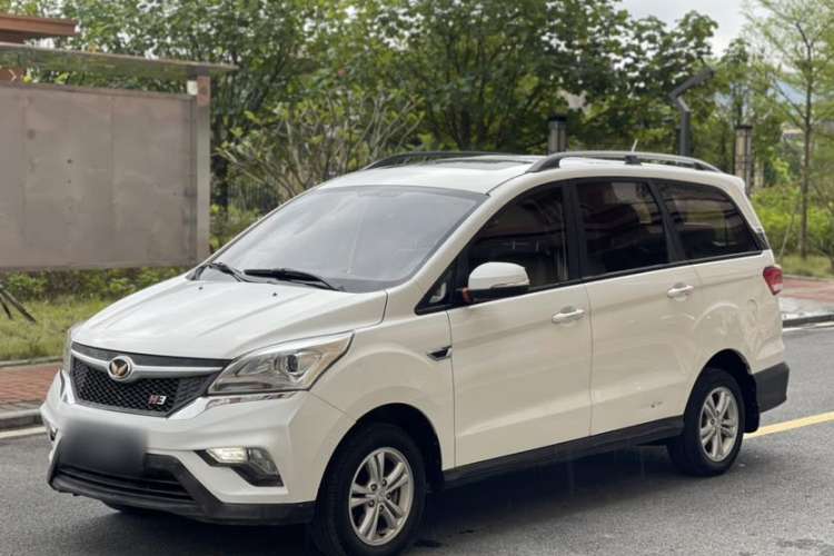 Used HYOSOW H3 2017 1.5L Manual Comfort Sunroof Version