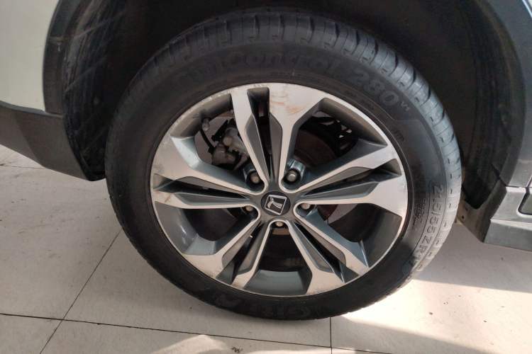 Used Luxgen U6 SUV 2014 1.8T Charm Version
