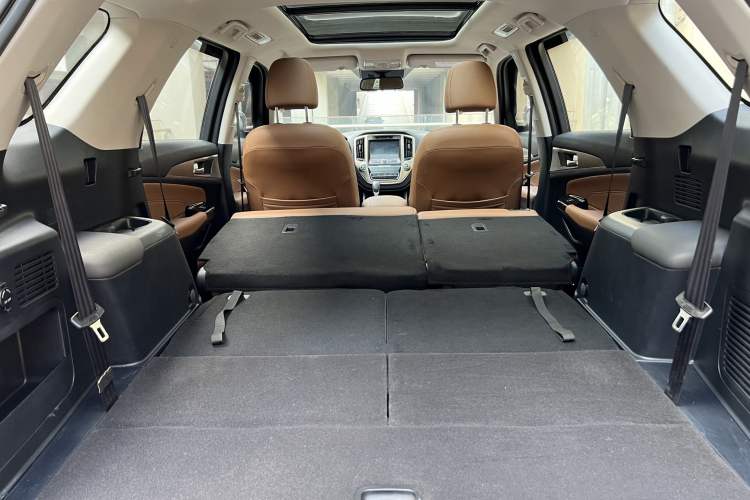 Used CHANGAN CS95 2017 2.0T Two-Wheel Drive Zhitu Edition