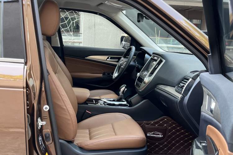 Used CHANGAN CS95 2017 2.0T Two-Wheel Drive Zhitu Edition