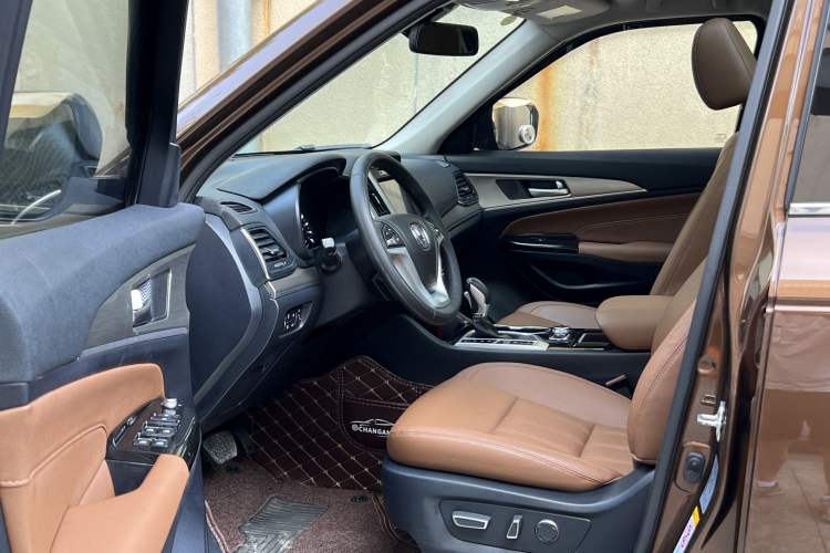 Used CHANGAN CS95 2017 2.0T Two-Wheel Drive Zhitu Edition