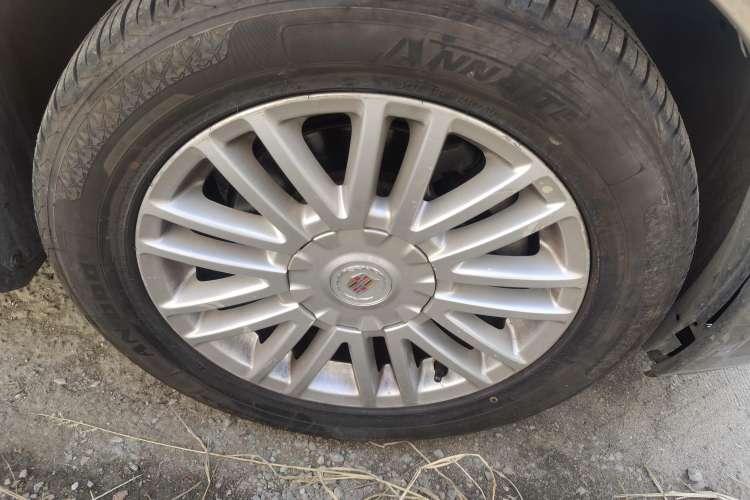 Used Cadillac SLS Seville 2012 2.0T Comfort Model