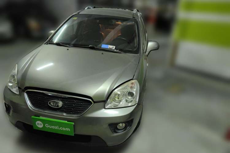 Used Kia 2011 2.0L 7-Seater Automatic Standard Edition
