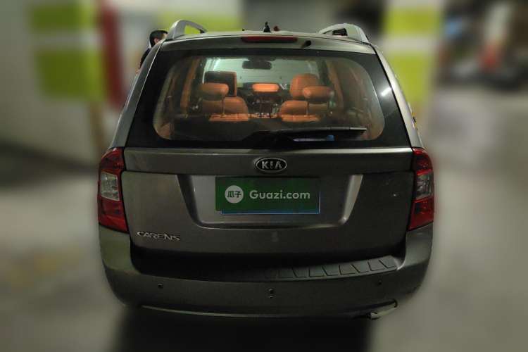 Used Kia 2011 2.0L 7-Seater Automatic Standard Edition
