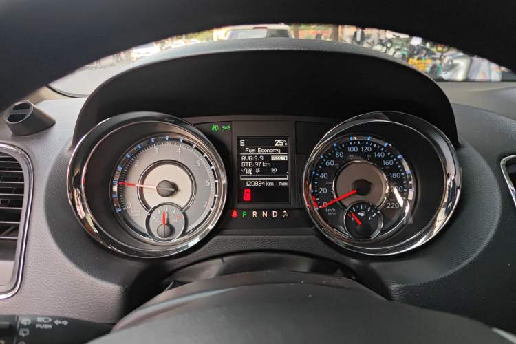 Used Chrysler Grand Voyager 2014 3.6L Comfort Edition Instrument Cluster