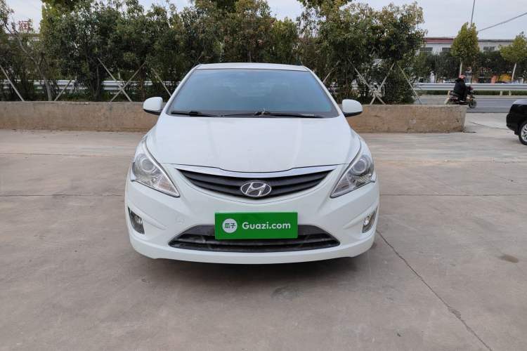 Used Hyundai Verna (older generation) 2013 Sedan 1.4L Automatic Standard GL Model
