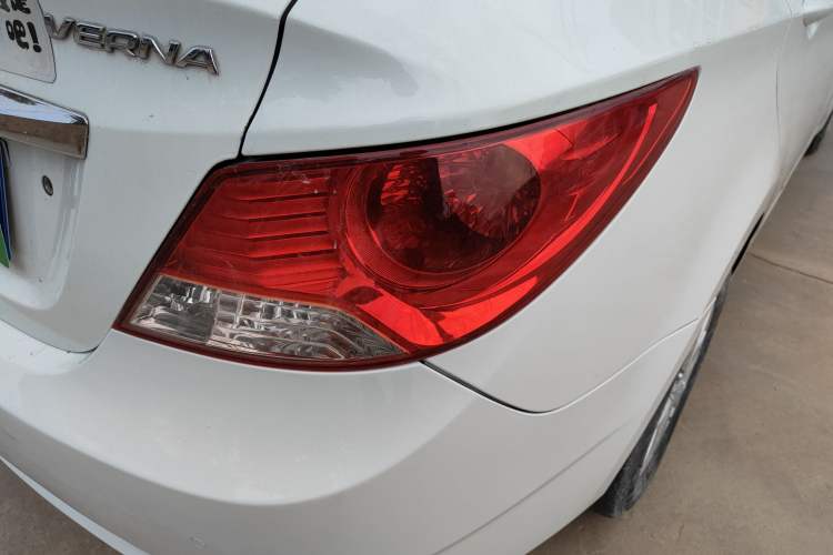 Used Hyundai Verna (older generation) 2013 Sedan 1.4L Automatic Standard GL Model
