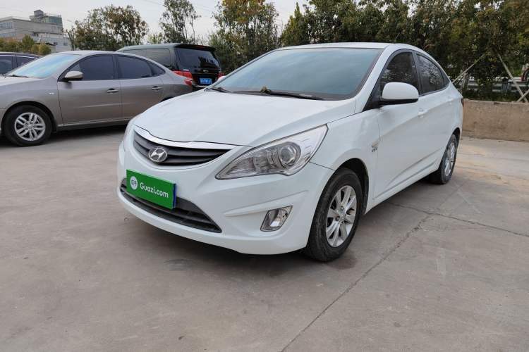 Used Hyundai Verna (older generation) 2013 Sedan 1.4L Automatic Standard GL Model