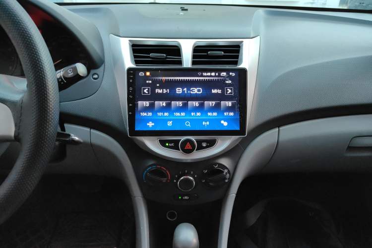 Used Hyundai Verna (older generation) 2013 Sedan 1.4L Automatic Standard GL Model
