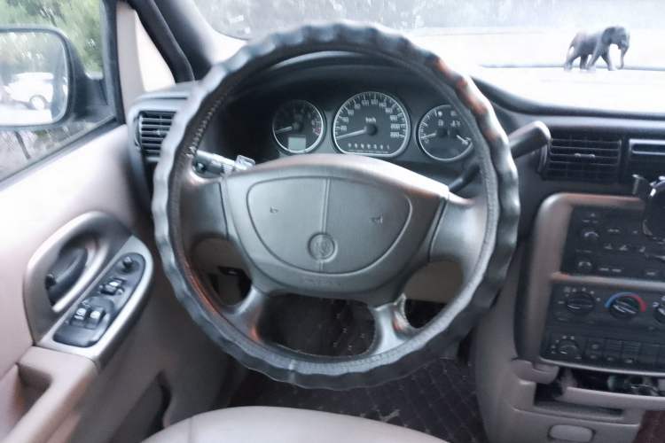 Used Buick GL8 2007 2.5L GT Elite Edition

