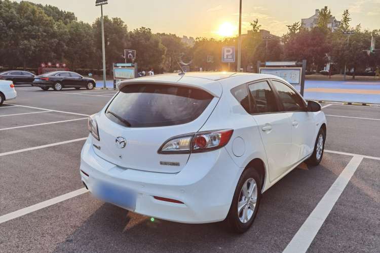 Used Mazda Mazda 3 2012 Hatchback 1.6L Manual Comfort Model
