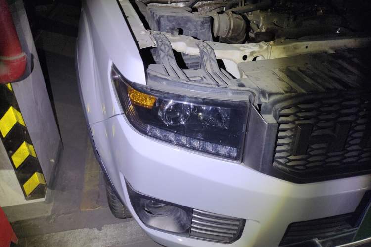 Used Huanghai N3 2017 2.5T Manual 4x4 Sport Edition JE4D25Q5A
