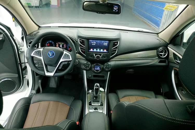 Used BYD Song New Energy 2017 Song DM 1.5TID All-Wheel Drive Luxury Model
