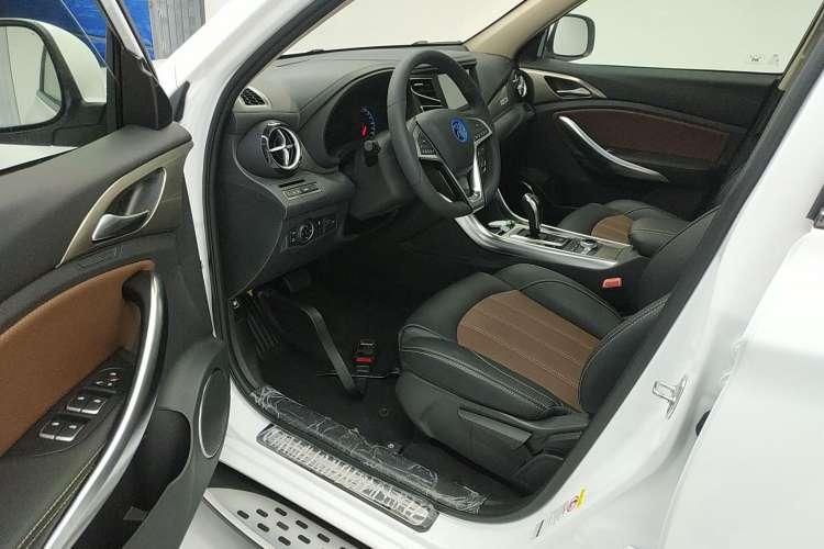 Used BYD Song New Energy 2017 Song DM 1.5TID All-Wheel Drive Luxury Model
