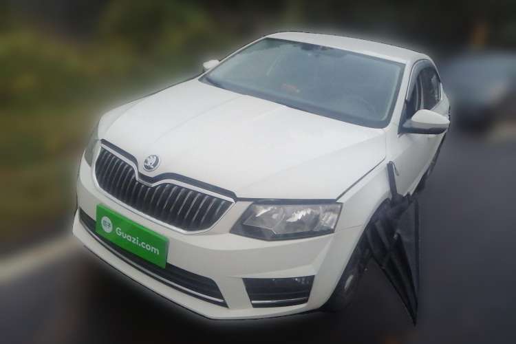 Used Skoda Octavia 2017 Classic Model 1.6L Manual Standard Edition