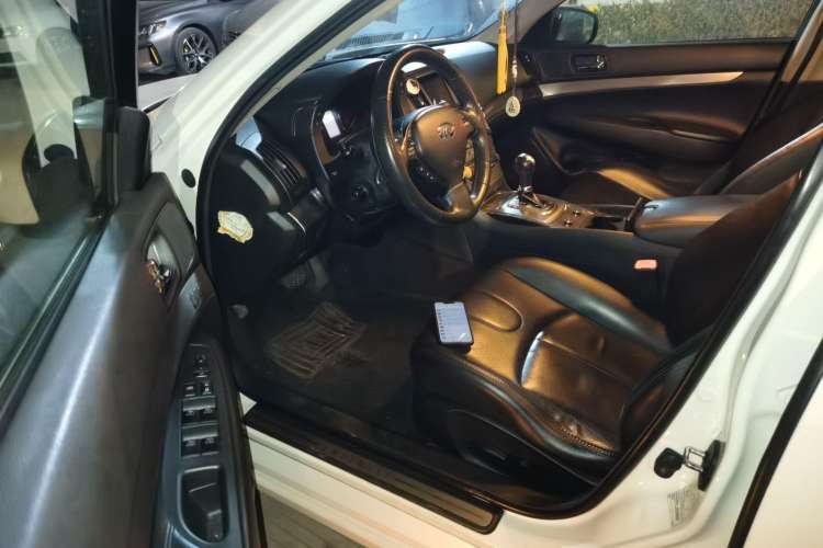 Used Infiniti G Series 2013 G25 Sedan Sport Edition
