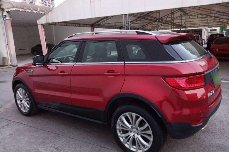 Used Land X7 2015 2.0T Panoramic Prestige Edition
