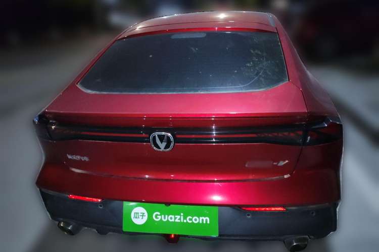 Used Changan UNI-V 2022 1.5T Prestige Version